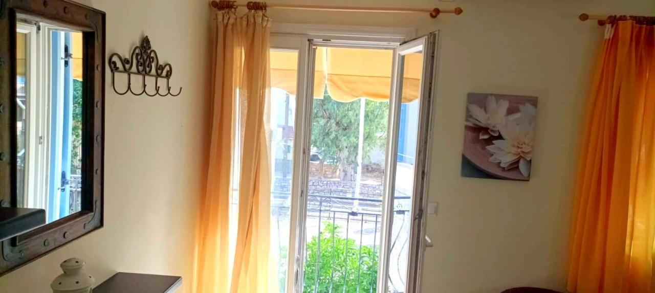 Lourantos Bayside Apartments Vathy  Exterior foto